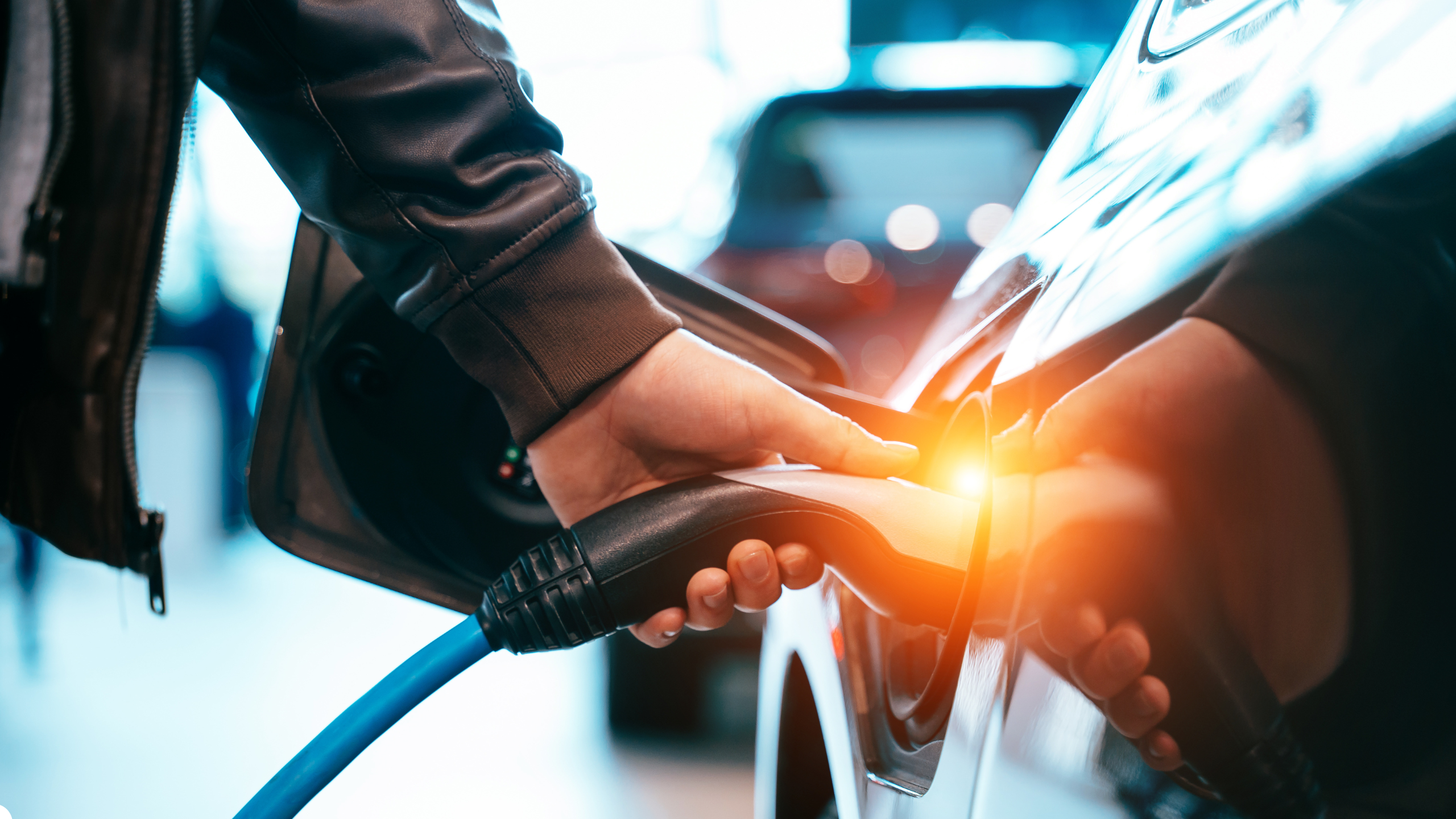 Carros Eleétricos - Abastecendo